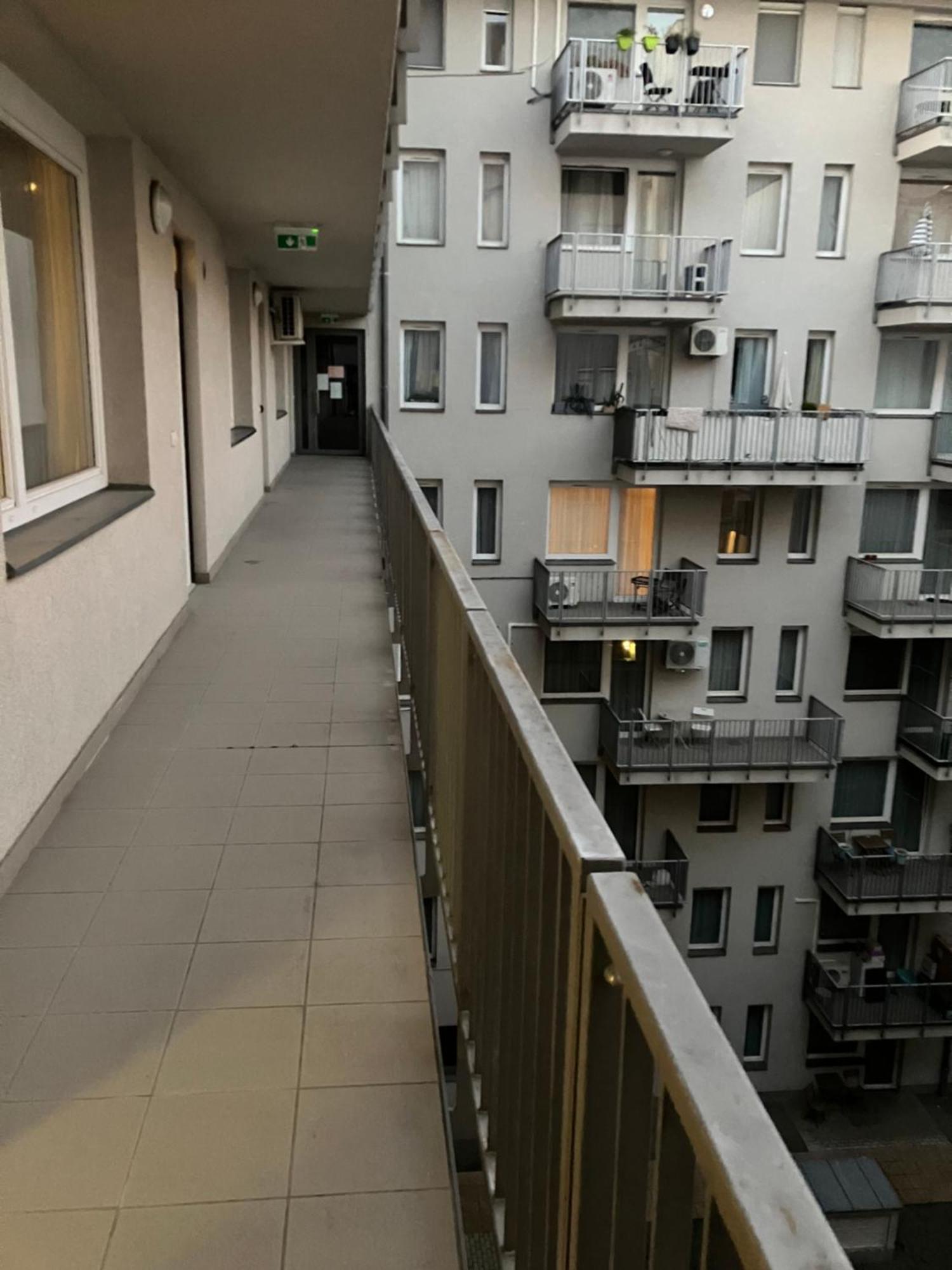 Roland Apartment Downtown - Garay Boedapest Buitenkant foto