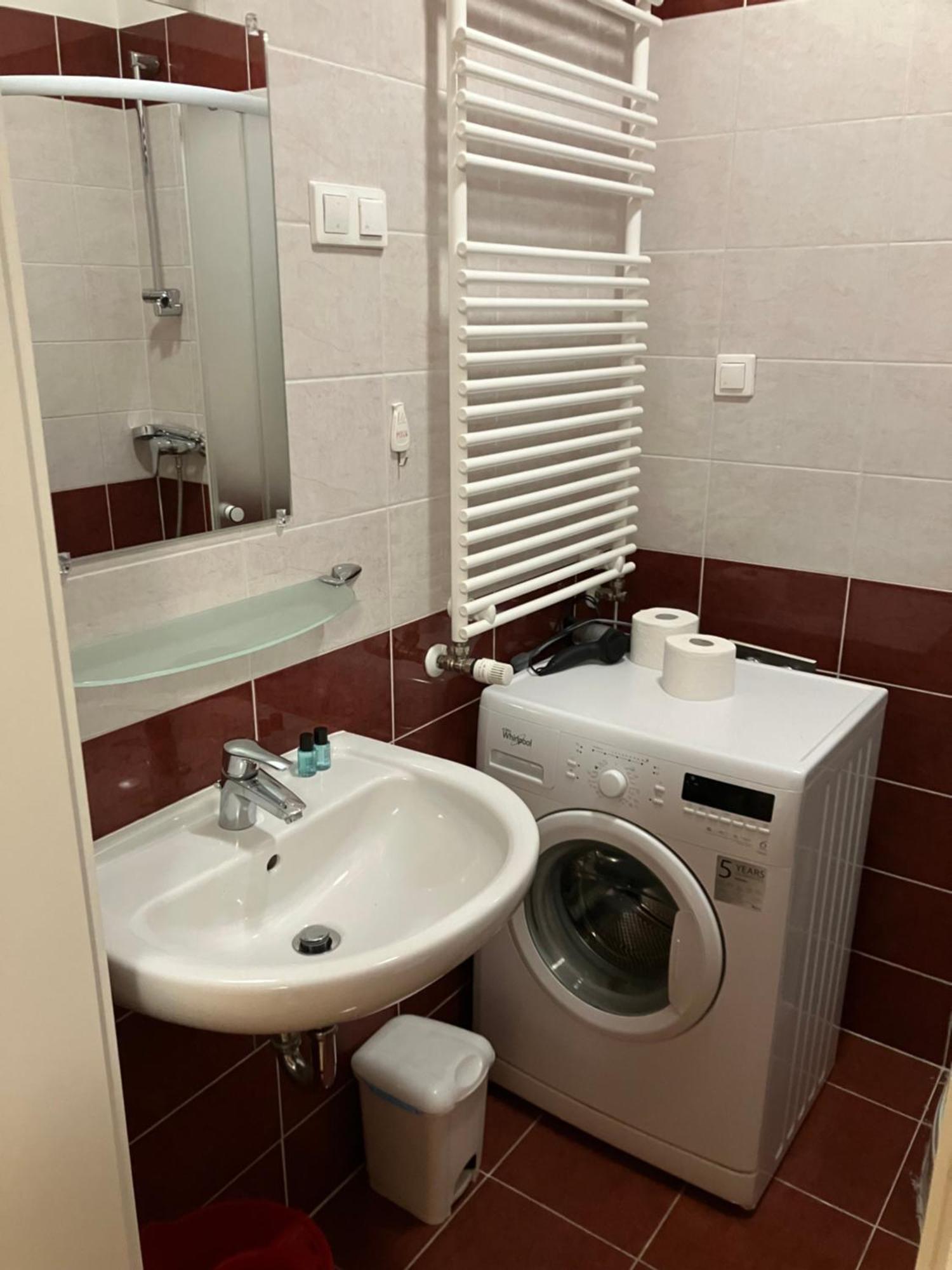 Roland Apartment Downtown - Garay Boedapest Buitenkant foto