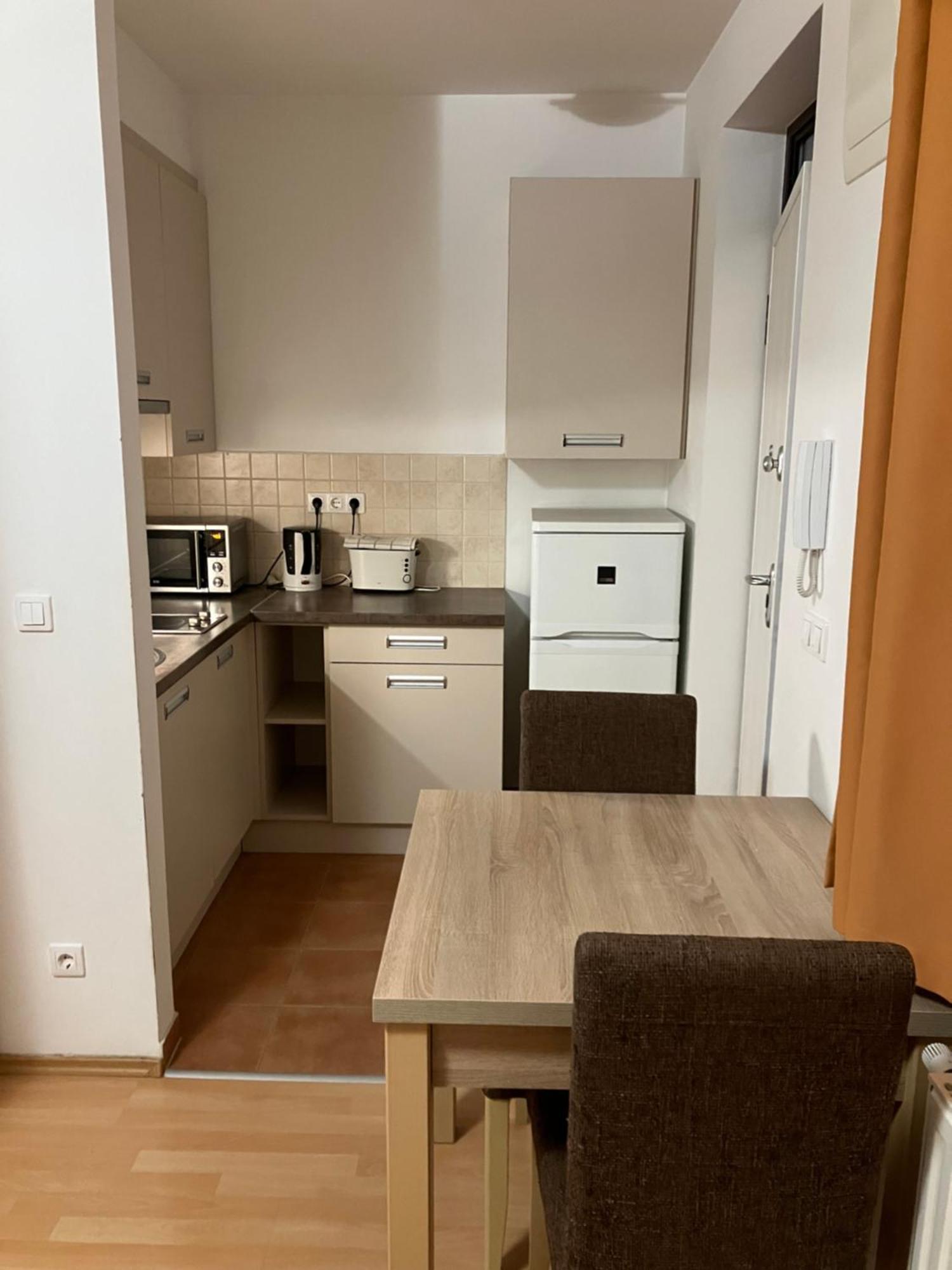 Roland Apartment Downtown - Garay Boedapest Buitenkant foto